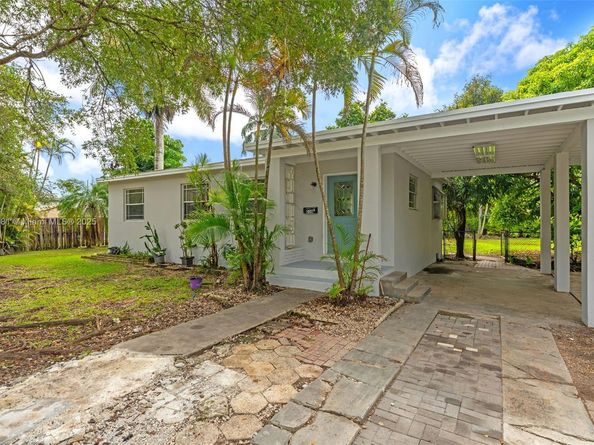 538 NW 11th St, Homestead FL 33030