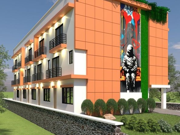 264 NW 33rd St, Miami FL 33127