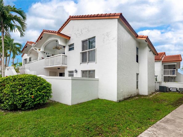 7611 SW 153rd Ct 105, Miami FL 33193