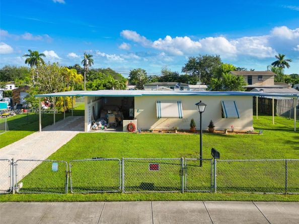 15445 Garfield Dr, Homestead FL 33033