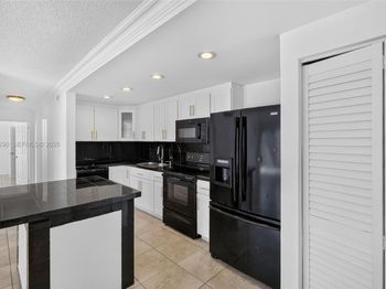 4544 NW 79th Ave