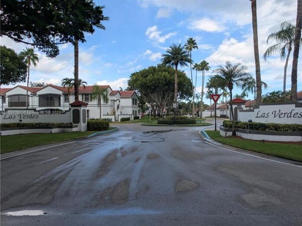 15830 SW 3rd Court 102, Pembroke Pines FL 33027