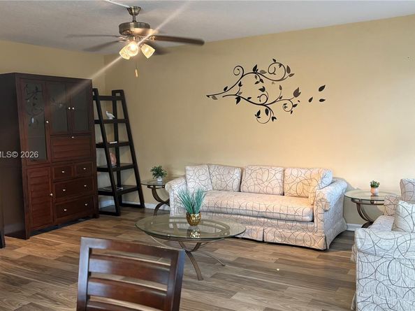1044 Harwood D D, Deerfield Beach FL 33442