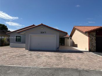 1647 SW 136th Pl