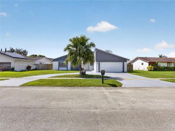 9428 NW 46th Ct