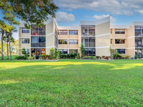 16175 Golf Club Rd 113, Weston FL 33326