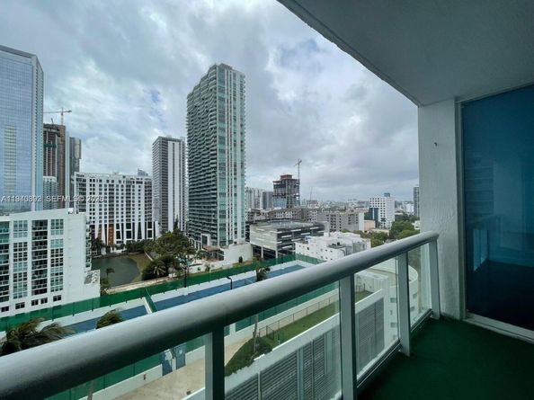 480 NE 30th St 1403, Miami FL 33137