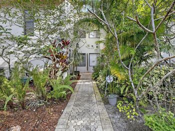 9703 N New River Canal Rd