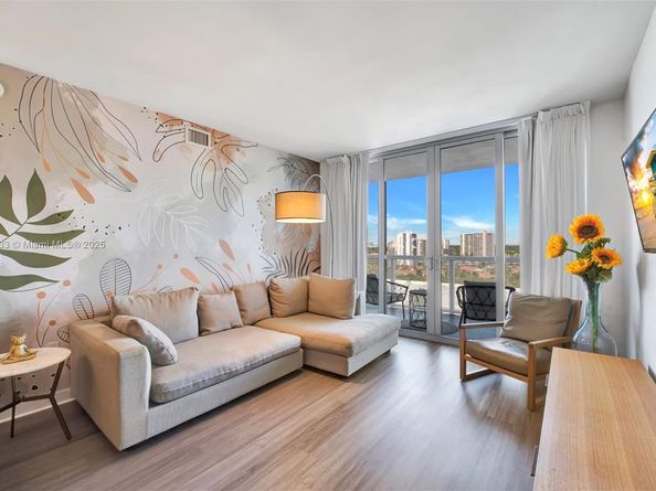 2602 E Hallandale Beach Blvd R1610, Hallandale Beach FL 33009