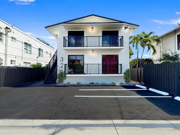 329 SW 9th Ave, Miami FL 33130