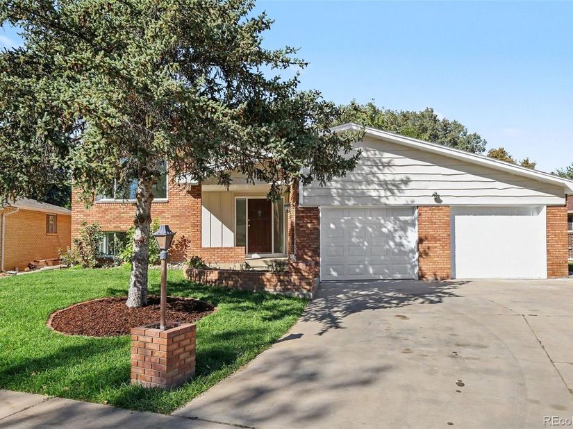 1939 Emery Street, Longmont CO 80501