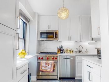 345 East 80th Street