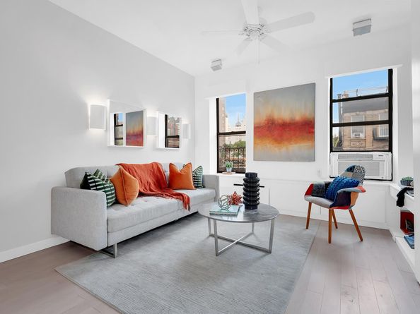 224 East 11th Street 25, New York NY 10003