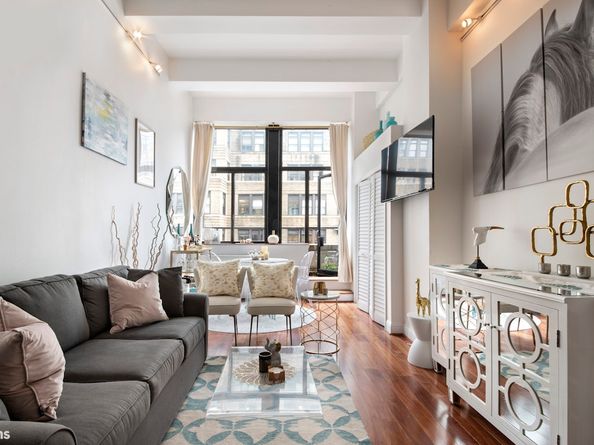 310 East 46th Street 11S, New York NY 10017