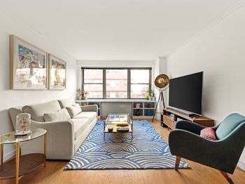10 West 15th Street
