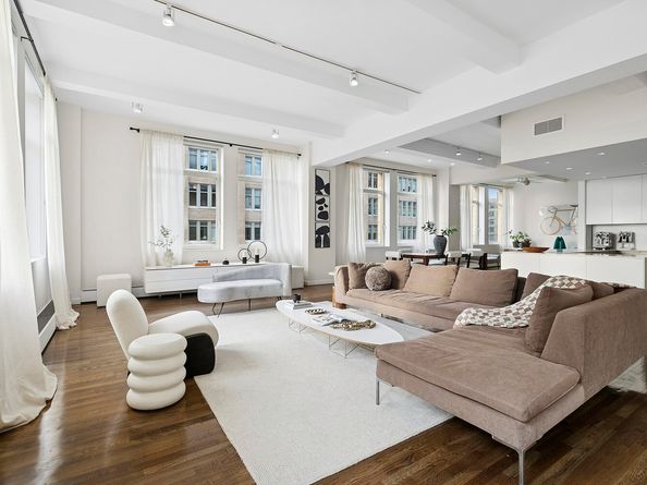 245 7th Avenue 11BC/10C, New York NY 10001