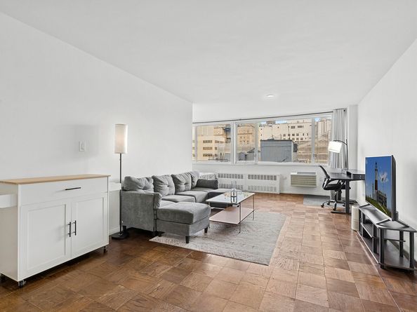 333 East 14th Street 10A, New York NY 10003