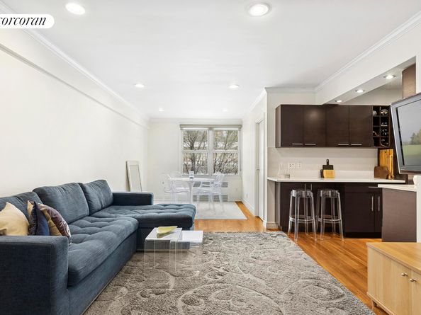 30 East 9th Street 3AA, New York NY 10003