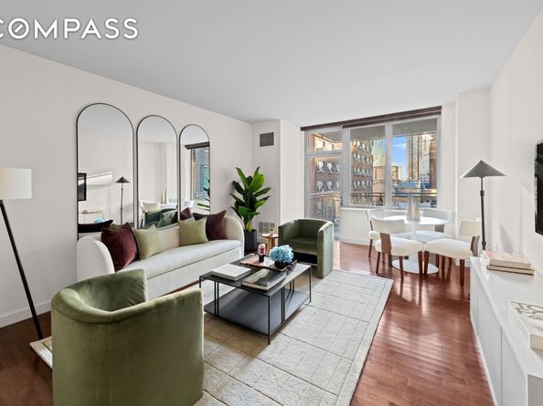 225 East 34th Street 7B, New York NY 10016