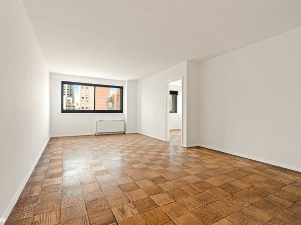 1725 York Avenue 17G, New York NY 10128