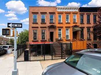104 Albany Avenue