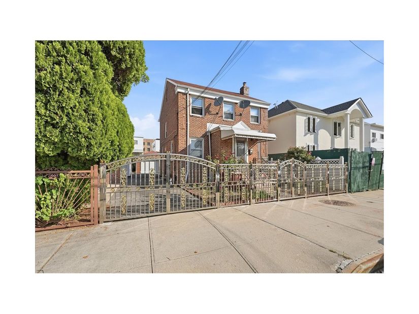 2157 Homer Avenue, Bronx NY 10473