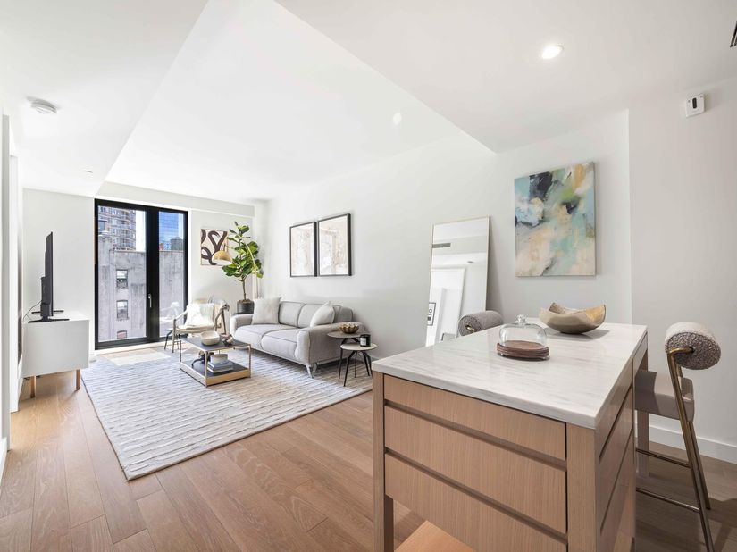 500 West 45th Street 625, New York NY 10036