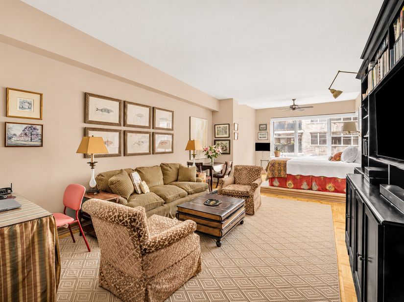 215 East 79th Street 7E, New York NY 10075