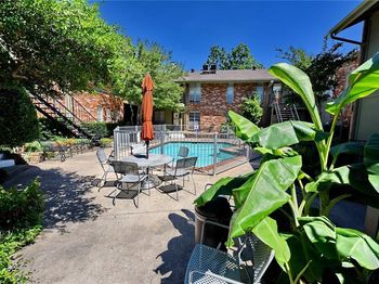 4317  Hartford Street 