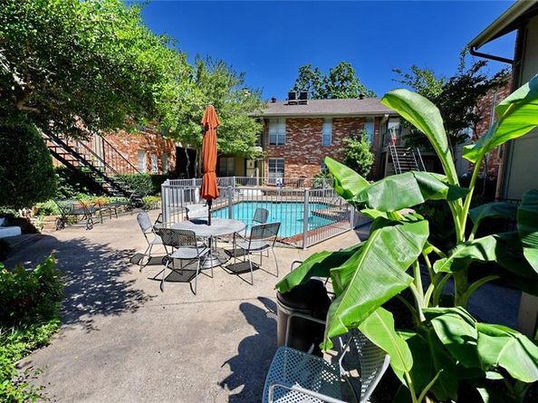 4317  Hartford Street  107, Dallas Texas 75219