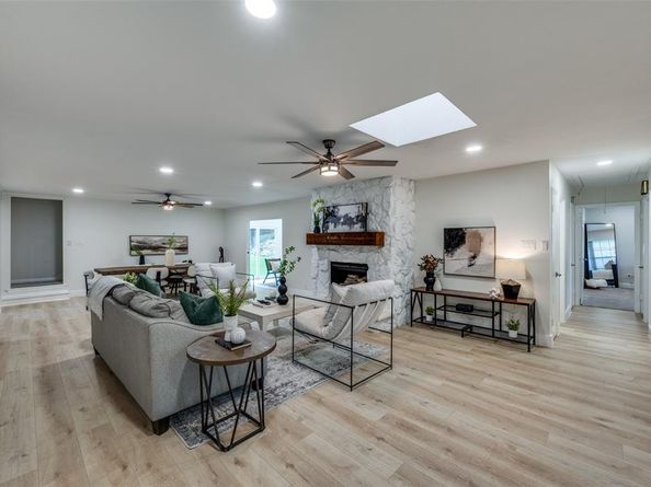 3406  Springwood Lane , Dallas Texas 75233