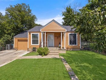 2821  Burchill Road S