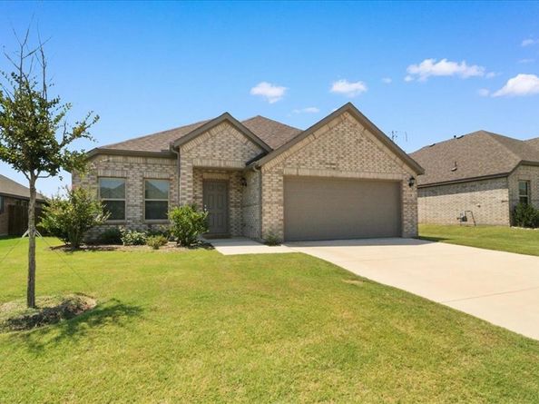 1328  Fox Glen Trail , Crowley Texas 76036