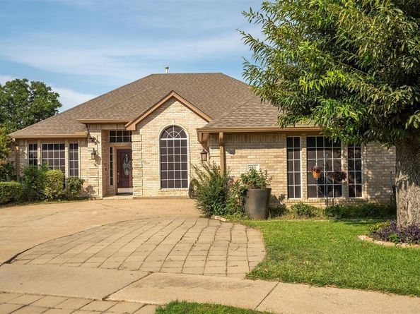 2031  Vintage Circle , Corinth Texas 76210