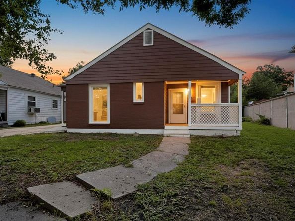 5020  Pershing Street , Dallas Texas 75206