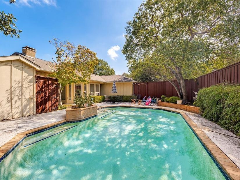 7010  Chevy Chase Avenue , Dallas Texas 75225
