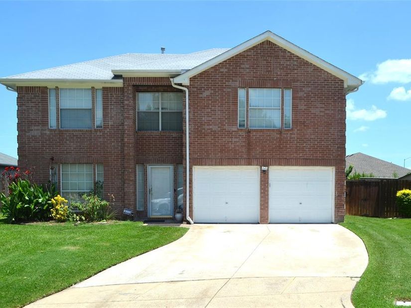 3994  Sword Dancer Way , Grand Prairie Texas 75052