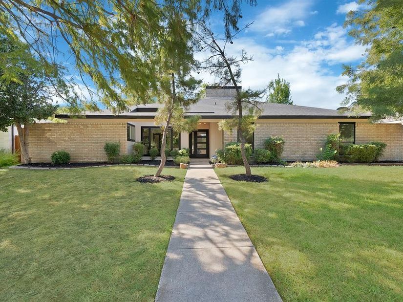 413  Campbell Court , Richardson Texas 75080
