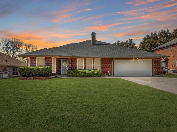 3657  Village Green Drive , Grand Prairie Texas 75052