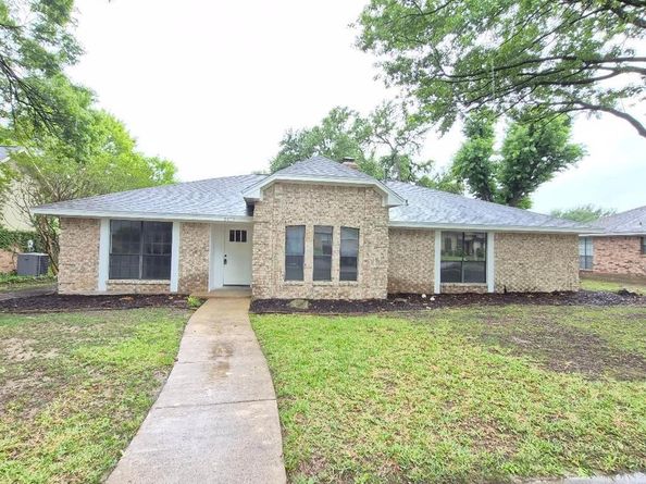 5117  Vera Cruz Drive , Garland Texas 75043