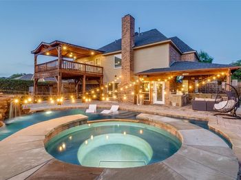 4009  Crestwood Drive 