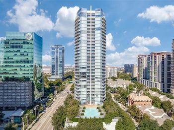 2900  Mckinnon Street 