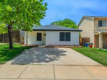 3021  Lago Vista Court 