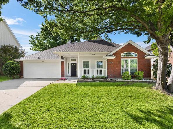 2404  Bowman Avenue , Mansfield Texas 76063