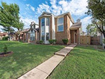 4911  Clover Haven Street 