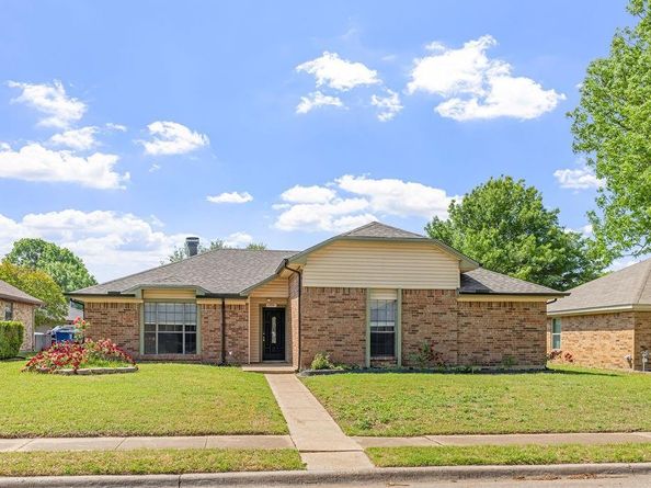 1304  Petunia Drive , Allen Texas 75002