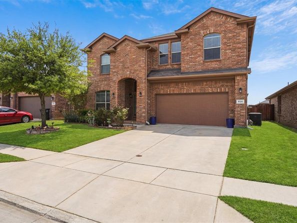 924  Meadow Scape Drive , Fort Worth Texas 76028