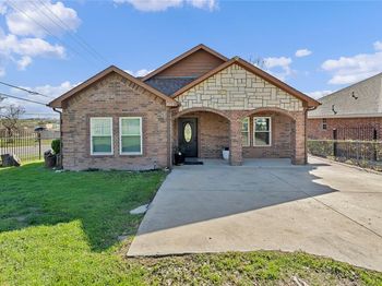 3022  Loving Avenue 