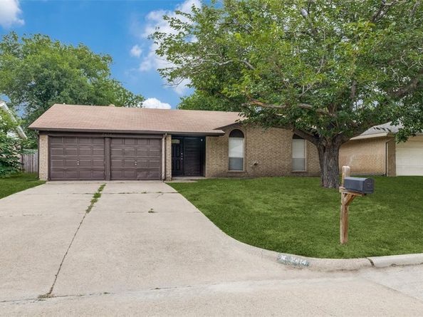 2414  February Lane , Grand Prairie Texas 75050