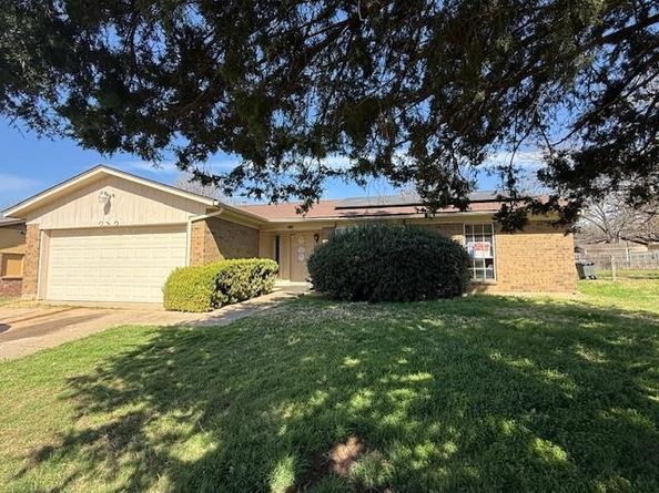 3313  Oak Timber Drive , Forest Hill Texas 76119